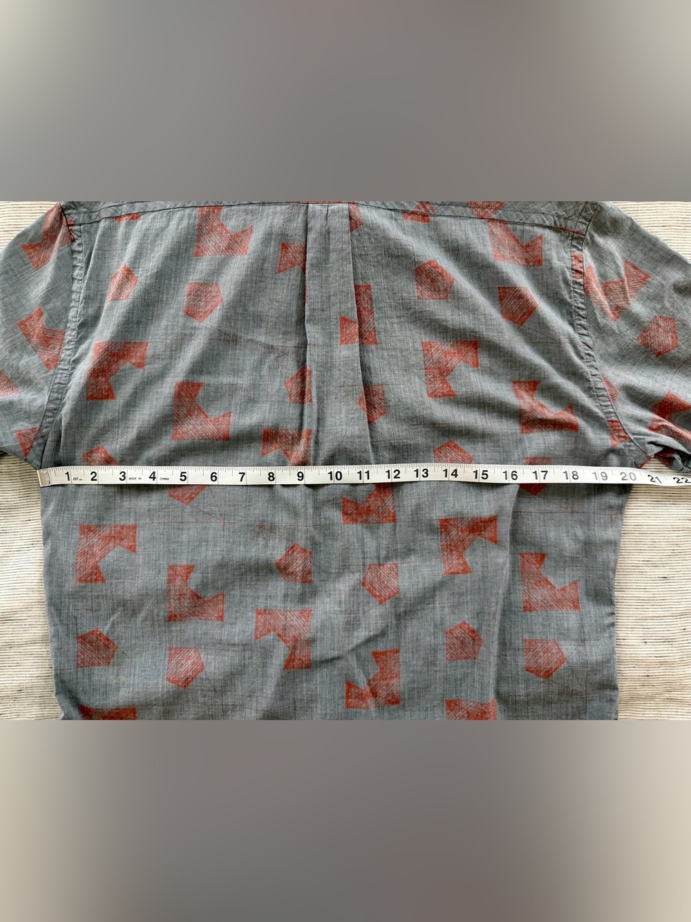 Billy Reid Lightweight Patterned Short-Sleeve Button Down Shirt - Slim Medium - Picture 7 of 8